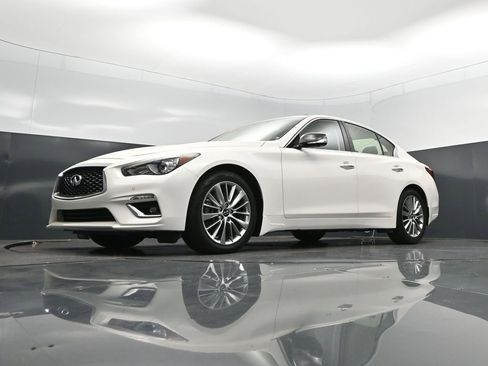 Certified 2023 INFINITI Q50 Luxe w/ Cargo Package image 38
