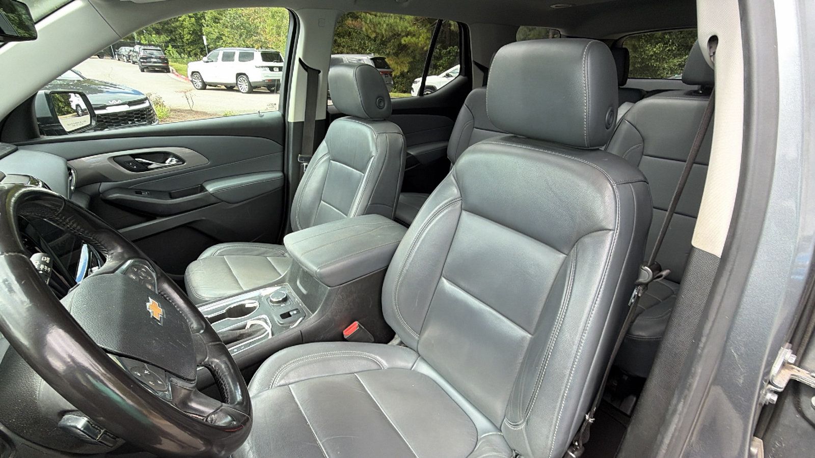 Used 2019 Chevrolet Traverse LT w/ LT Premium Package FWD image 18