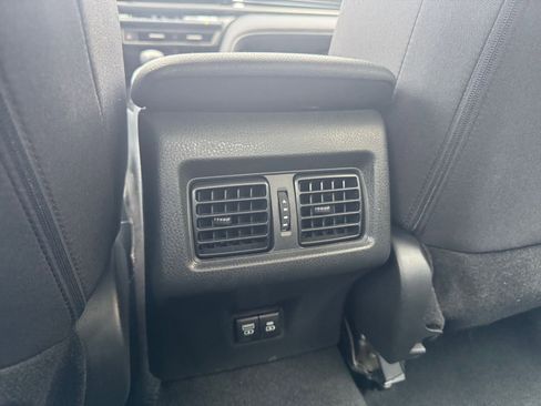 Used 2025 Toyota Camry LE image 23