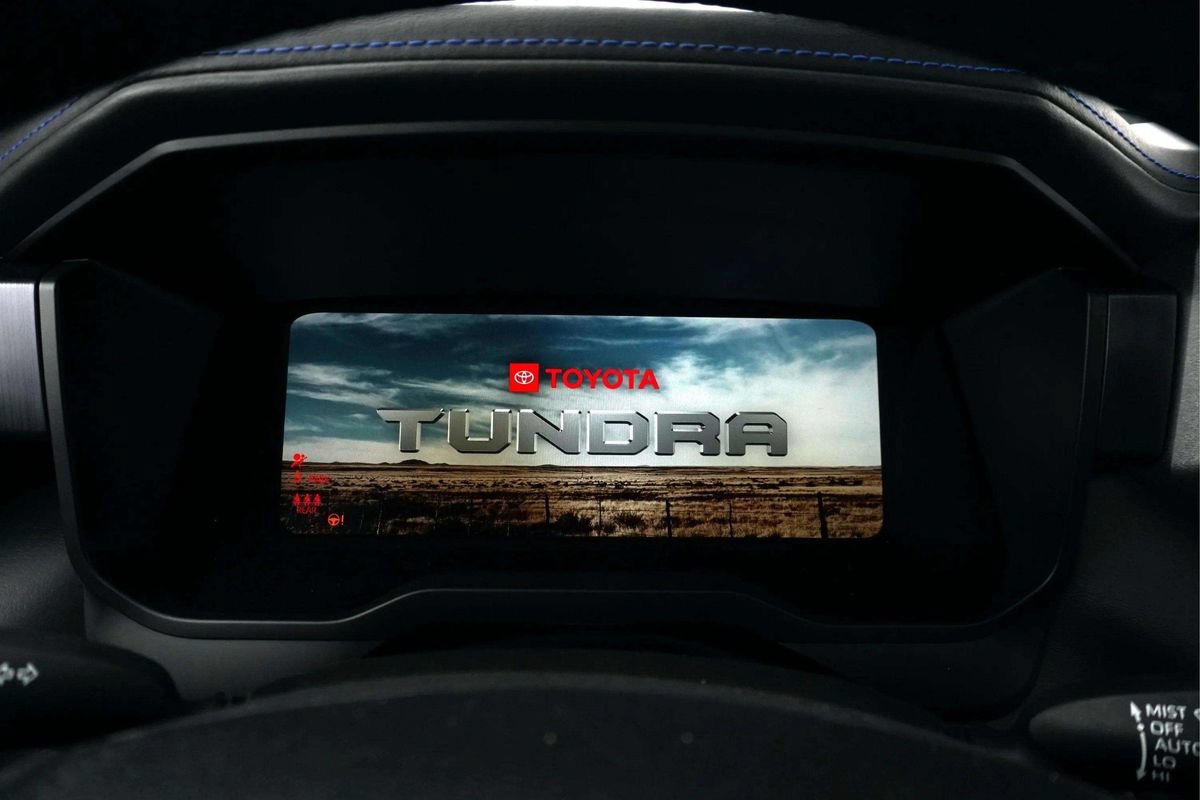 Used 2024 Toyota Tundra Platinum AWD/4WD image 34