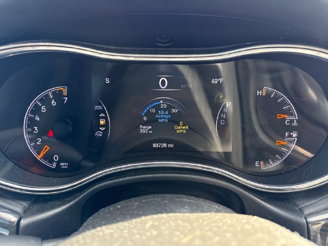 Used 2018 Jeep Grand Cherokee Overland AWD/4WD image 28