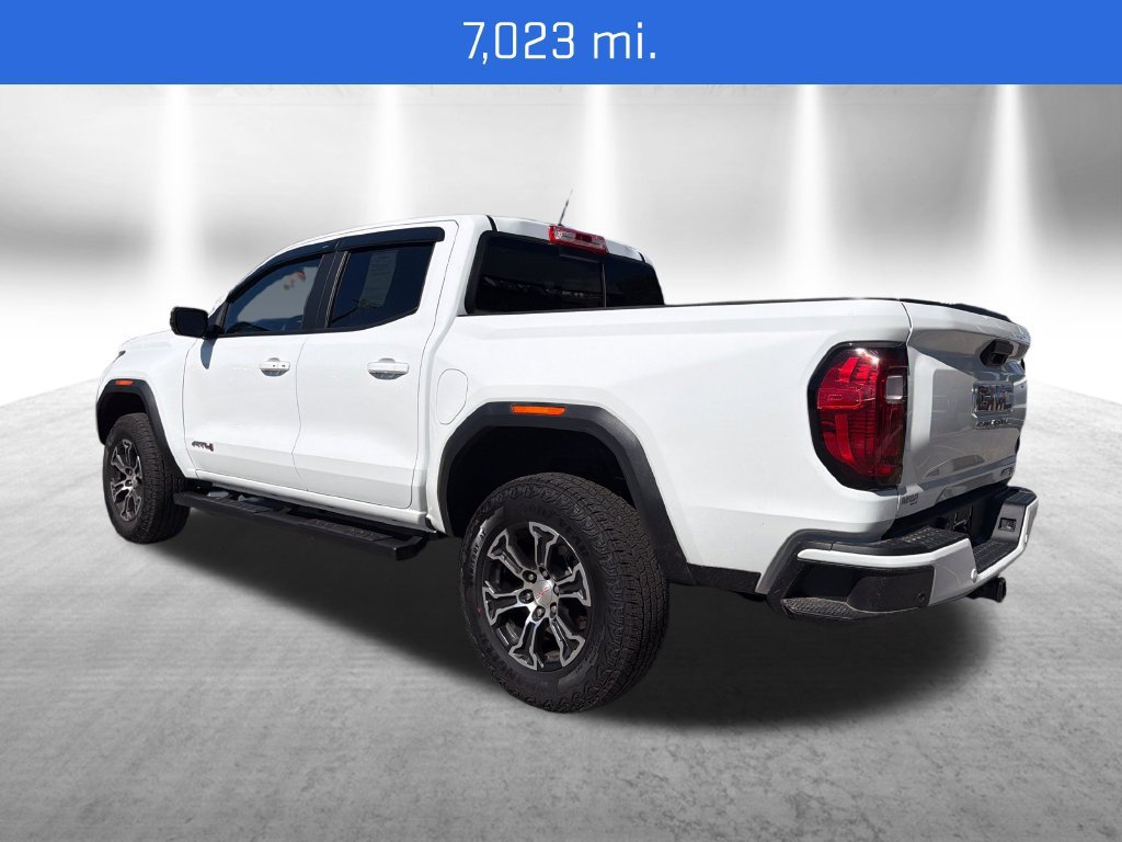 Used 2025 GMC Canyon AT4 AWD/4WD image 3