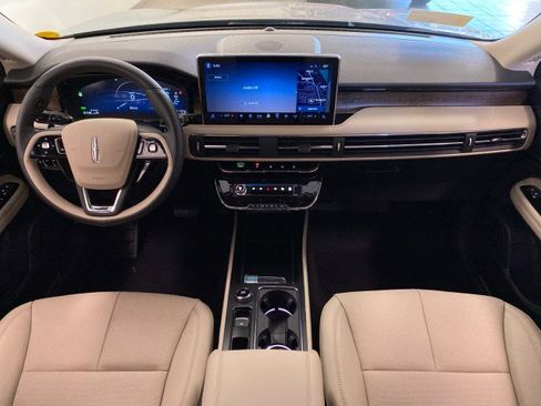 New 2025 Lincoln Corsair Grand Touring w/ Equipment Group 301A image 10