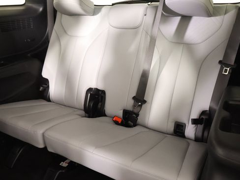 Used 2025 Hyundai Palisade SEL image 14