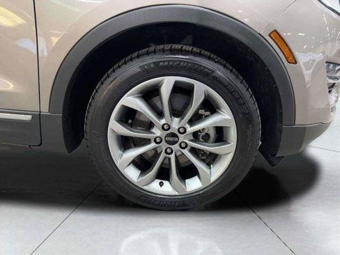 Used 2019 Lincoln MKC Select w/ Select Plus Package AWD/4WD image 65