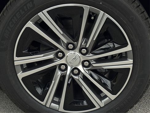 New 2026 Cadillac Lyriq Luxury image 13