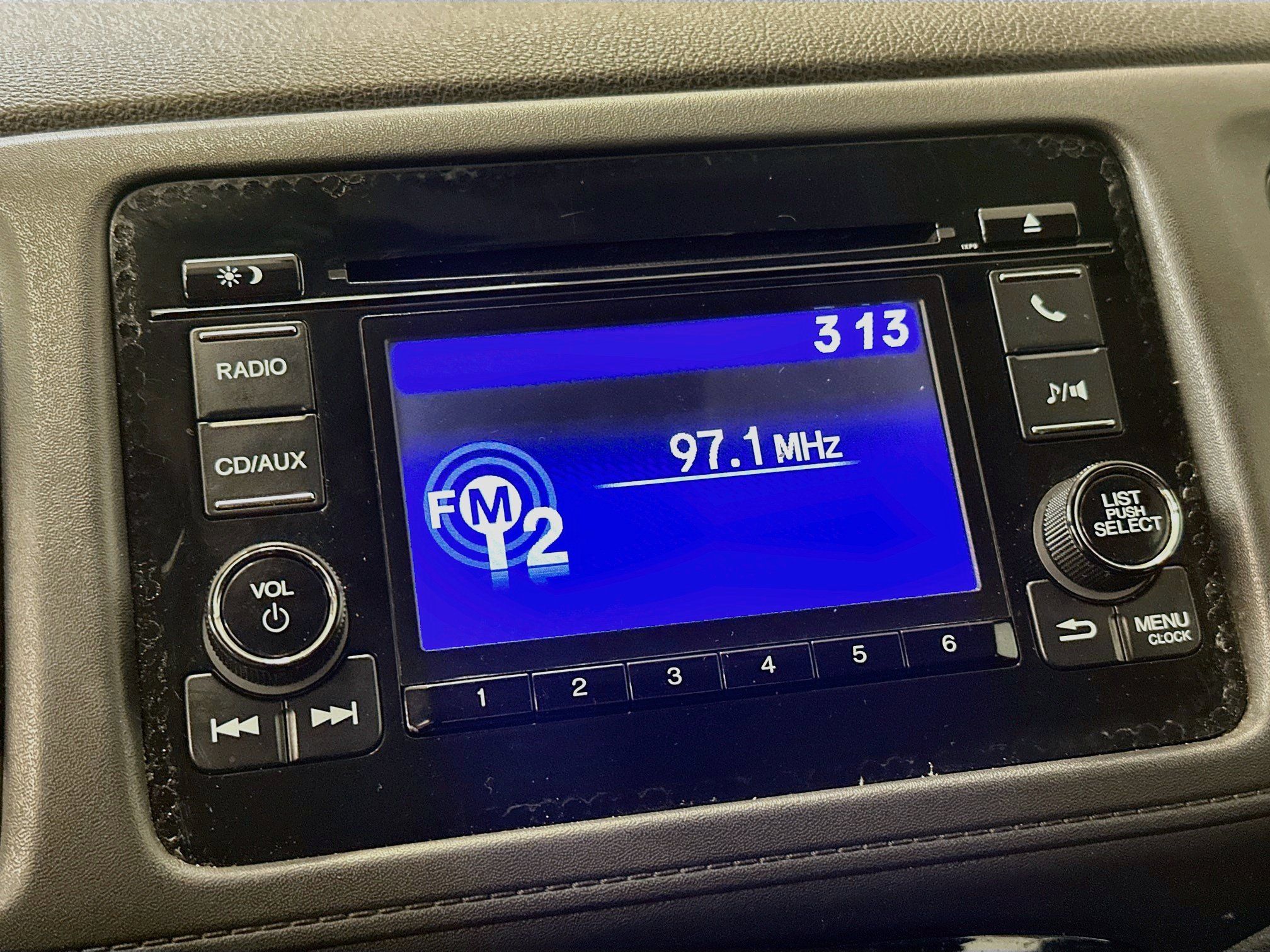 Used 2018 Honda HR-V LX image 21