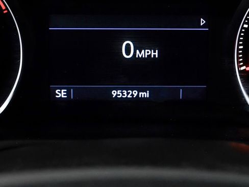 Used 2022 Chevrolet Silverado 1500 LT Trail Boss w/ Convenience Package II AWD/4WD image 25