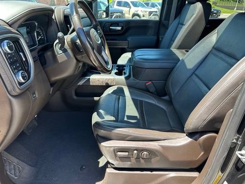 Used 2023 GMC Sierra 3500 Denali w/ Denali Black Diamond Edition AWD/4WD image 19