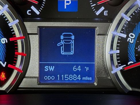 Used 2018 Toyota 4Runner TRD Off-Road image 15