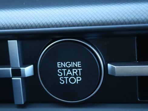 New 2026 Hyundai Santa Fe SE image 19