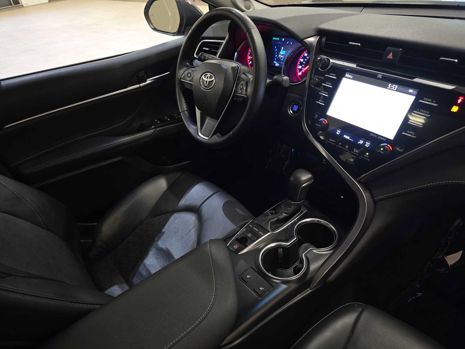 Used 2018 Toyota Camry XSE w/ Audio Package FWD image 30
