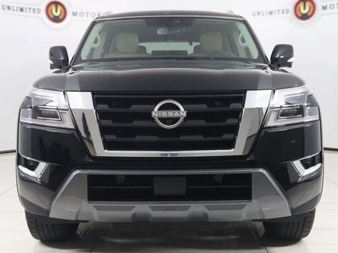 Used 2024 Nissan Armada SL w/ Captain's Chairs Package image 54