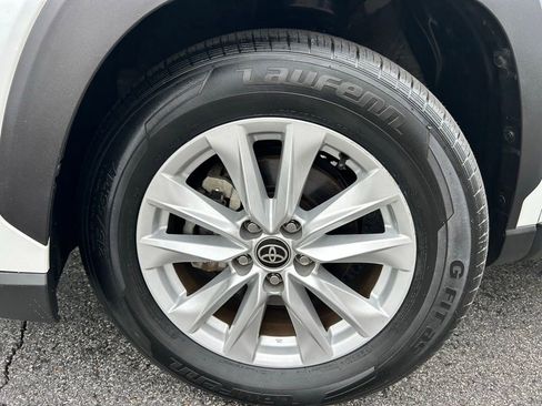Used 2022 Toyota Corolla Cross LE FWD image 31