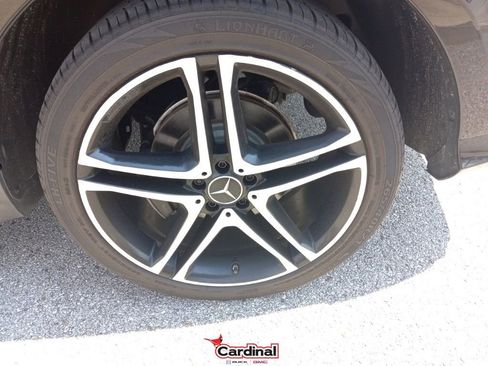 Used 2018 Mercedes-Benz GLE 43 AMG 4MATIC w/ Premium 2 Package image 11