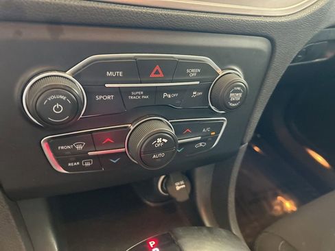 Used 2023 Dodge Charger GT w/ Blacktop Package image 40