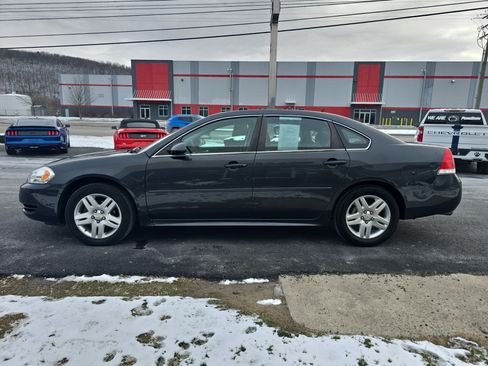 Used 2015 Chevrolet Impala LT w/ LT Sunroof Package image 7
