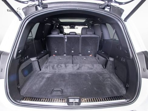 Used 2026 Mercedes-Benz GLS 580 4MATIC image 8