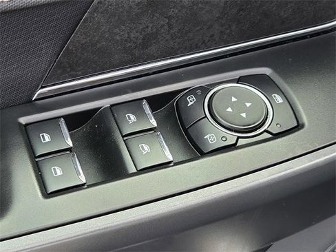 Certified 2025 Ford F150 XLT w/ Equipment Group 301A Standard image 13