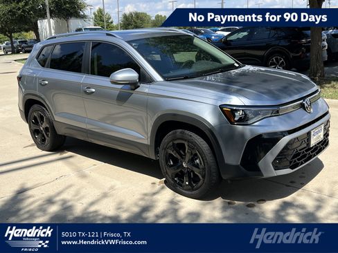 Certified 2025 Volkswagen Taos SEL image 1