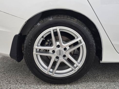 Used 2014 Honda Accord EX-L image 32
