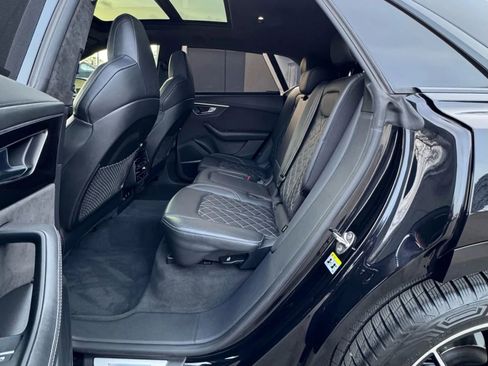 Used 2021 Audi SQ8 Prestige AWD/4WD image 16
