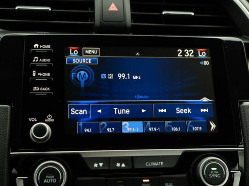 Used 2019 Honda Civic EX image 29