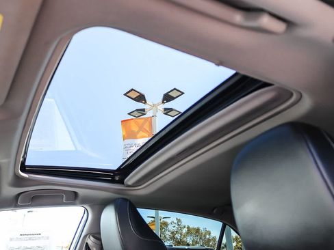Used 2020 Toyota Camry SE FWD image 24