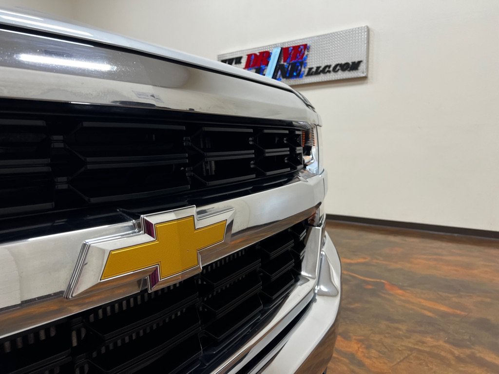 Used 2017 Chevrolet Silverado 1500 LT w/ Max Trailering Package AWD/4WD image 49
