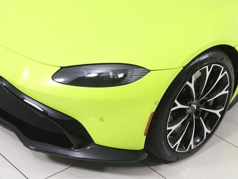 Used 2019 Aston Martin V8 Vantage Coupe RWD image 85