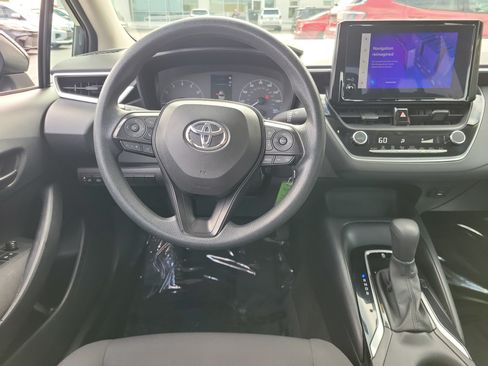 Used 2024 Toyota Corolla LE FWD image 10