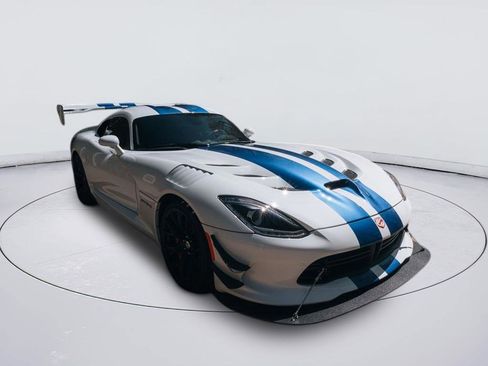 Used 2017 Dodge Viper GTC w/ ACR Package RWD image 3