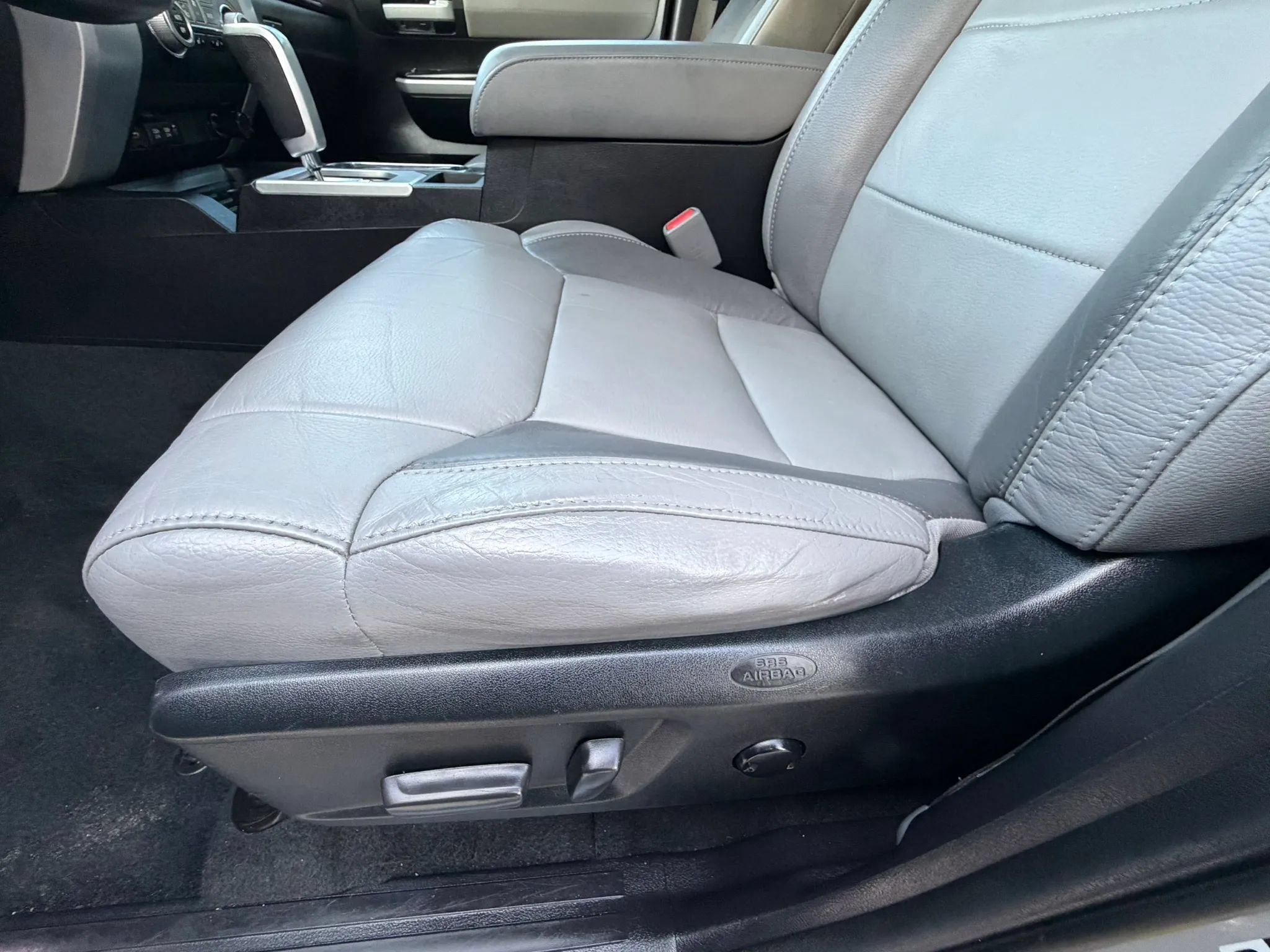 Used 2021 Toyota Tundra Limited RWD image 11