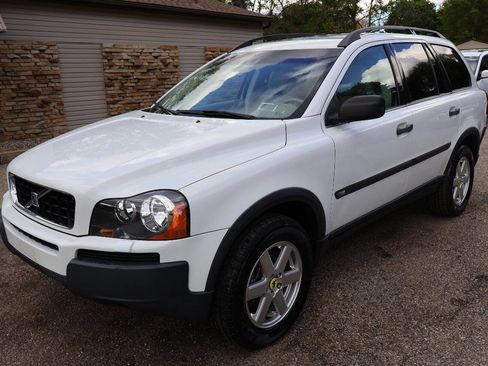 Used 2005 Volvo XC90 2.5T FWD image 4