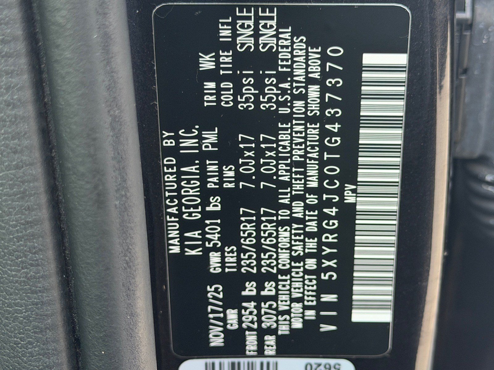Certified 2026 Kia Sorento LX FWD image 39
