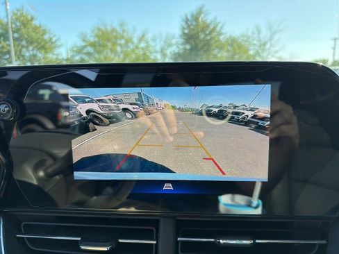Used 2025 Chevrolet Trax RS w/ Driver Confidence Package FWD image 11