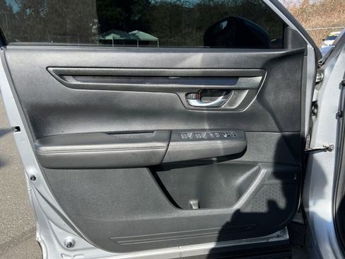 Used 2023 Honda CR-V LX image 19