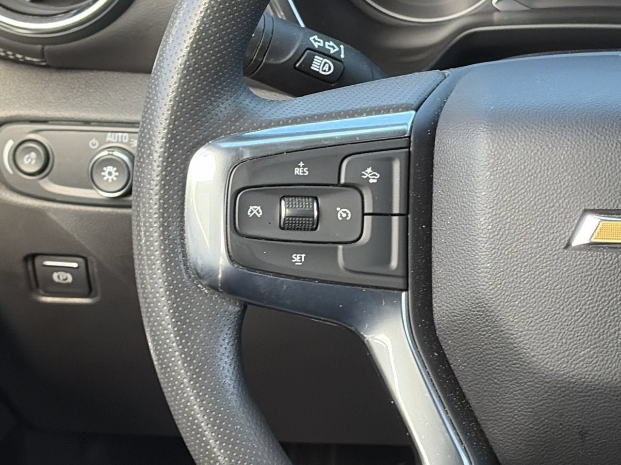 Used 2024 Chevrolet Blazer LT FWD image 22