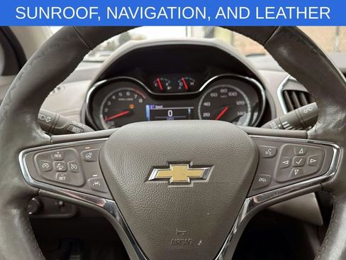 Used 2017 Chevrolet Cruze Premier image 18