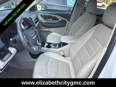 Used 2022 GMC Terrain Denali w/ Denali Premium Package AWD/4WD image 6