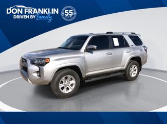Used 2019 Toyota 4Runner SR5 video 1