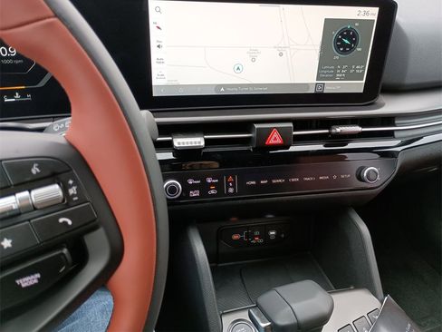 New 2026 Kia Sportage SX image 24