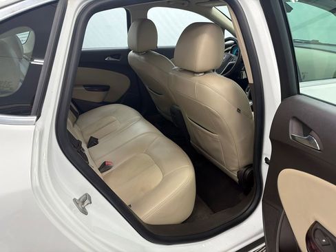 Used 2015 Buick Verano FWD image 15