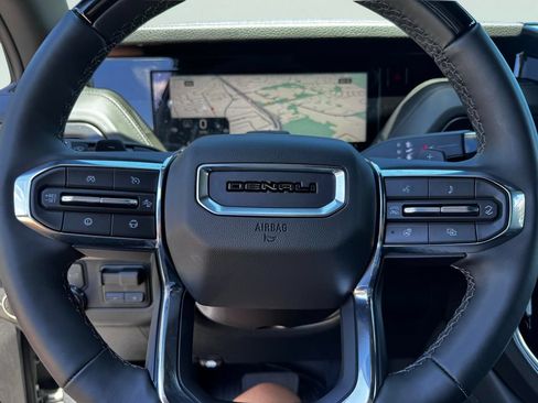New 2026 GMC Yukon Denali w/ Denali Reserve Package AWD/4WD image 19