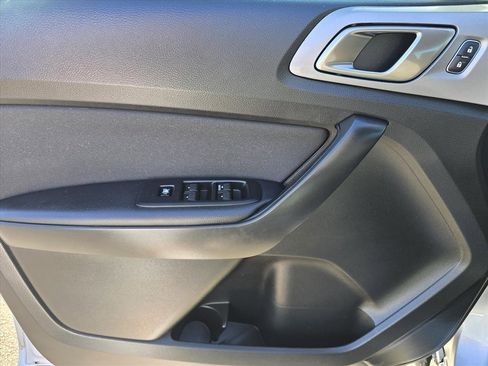 Used 2022 Ford Ranger XLT w/ Equipment Group 301A Mid image 9