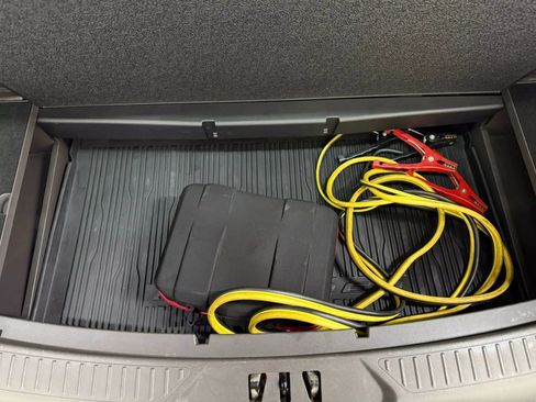 Used 2020 Ford Explorer Platinum w/ Premium Technology Package image 65