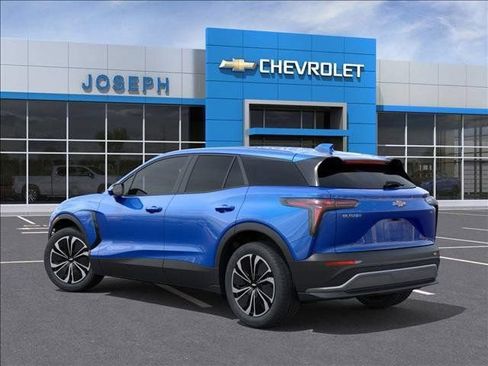 New 2025 Chevrolet Blazer EV LT AWD/4WD image 3