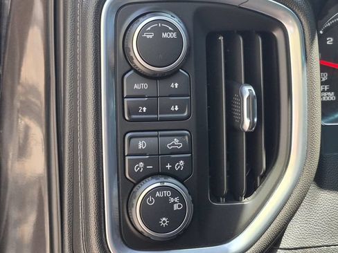 Used 2022 Chevrolet Silverado 1500 RST AWD/4WD image 9