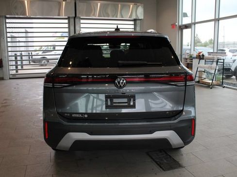 New 2026 Volkswagen Tiguan SE AWD/4WD image 24