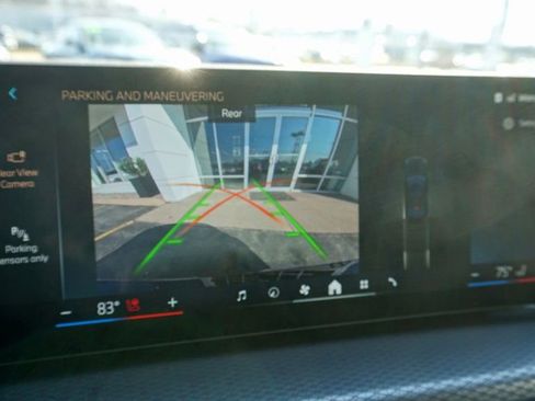 New 2026 BMW 330i xDrive Sedan w/ Convenience Package image 18